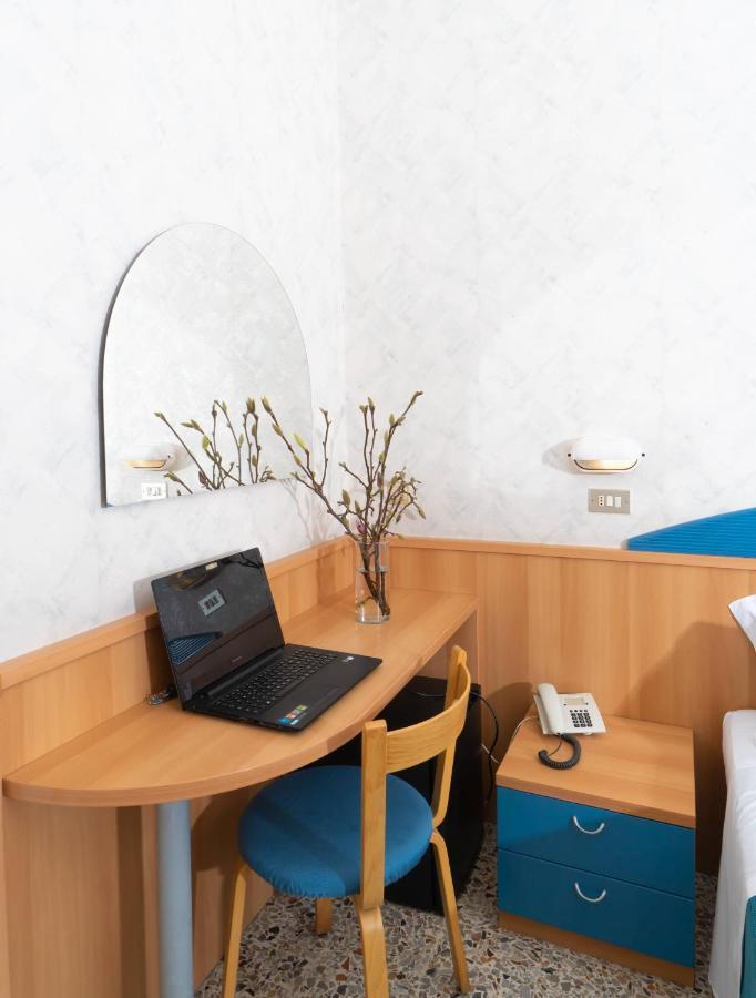 Hotel Sampaoli Bellaria-Igea Marina Luaran gambar