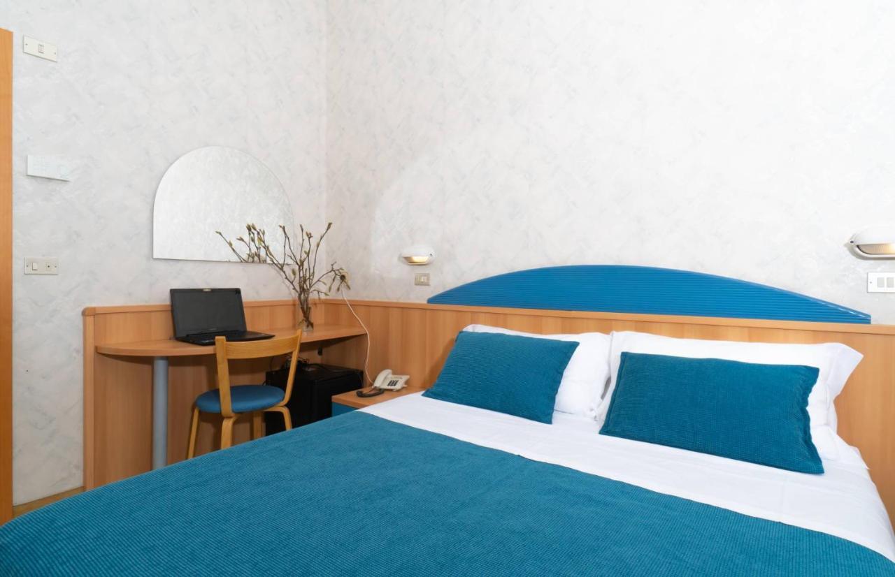 Hotel Sampaoli Bellaria-Igea Marina Luaran gambar