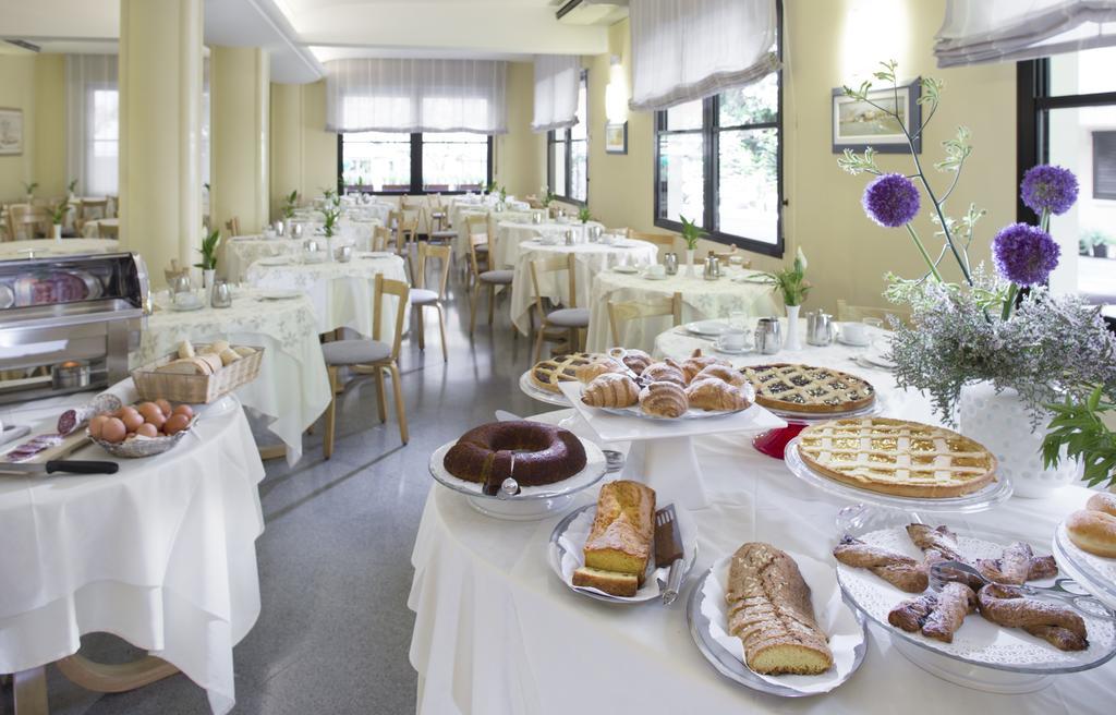 Hotel Sampaoli Bellaria-Igea Marina Luaran gambar