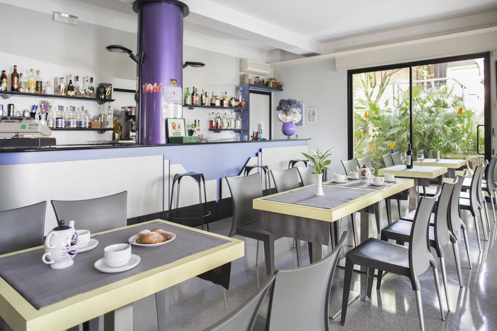 Hotel Sampaoli Bellaria-Igea Marina Luaran gambar