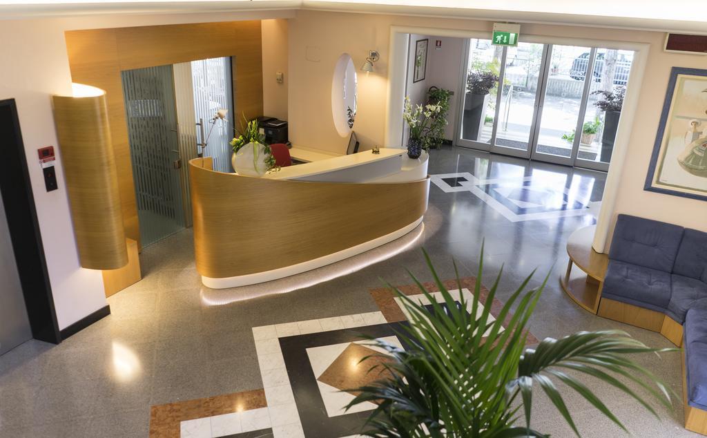 Hotel Sampaoli Bellaria-Igea Marina Luaran gambar