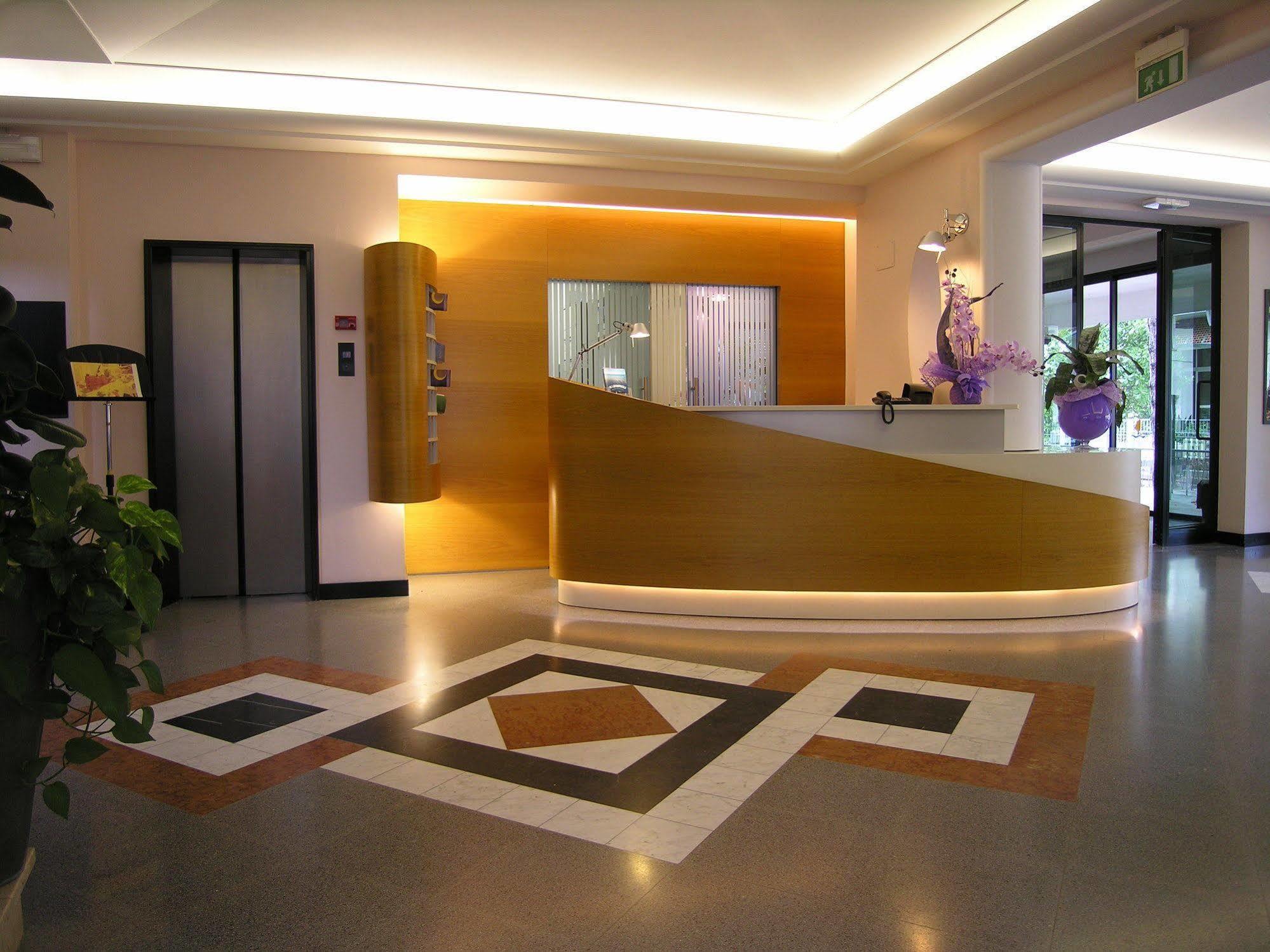Hotel Sampaoli Bellaria-Igea Marina Luaran gambar